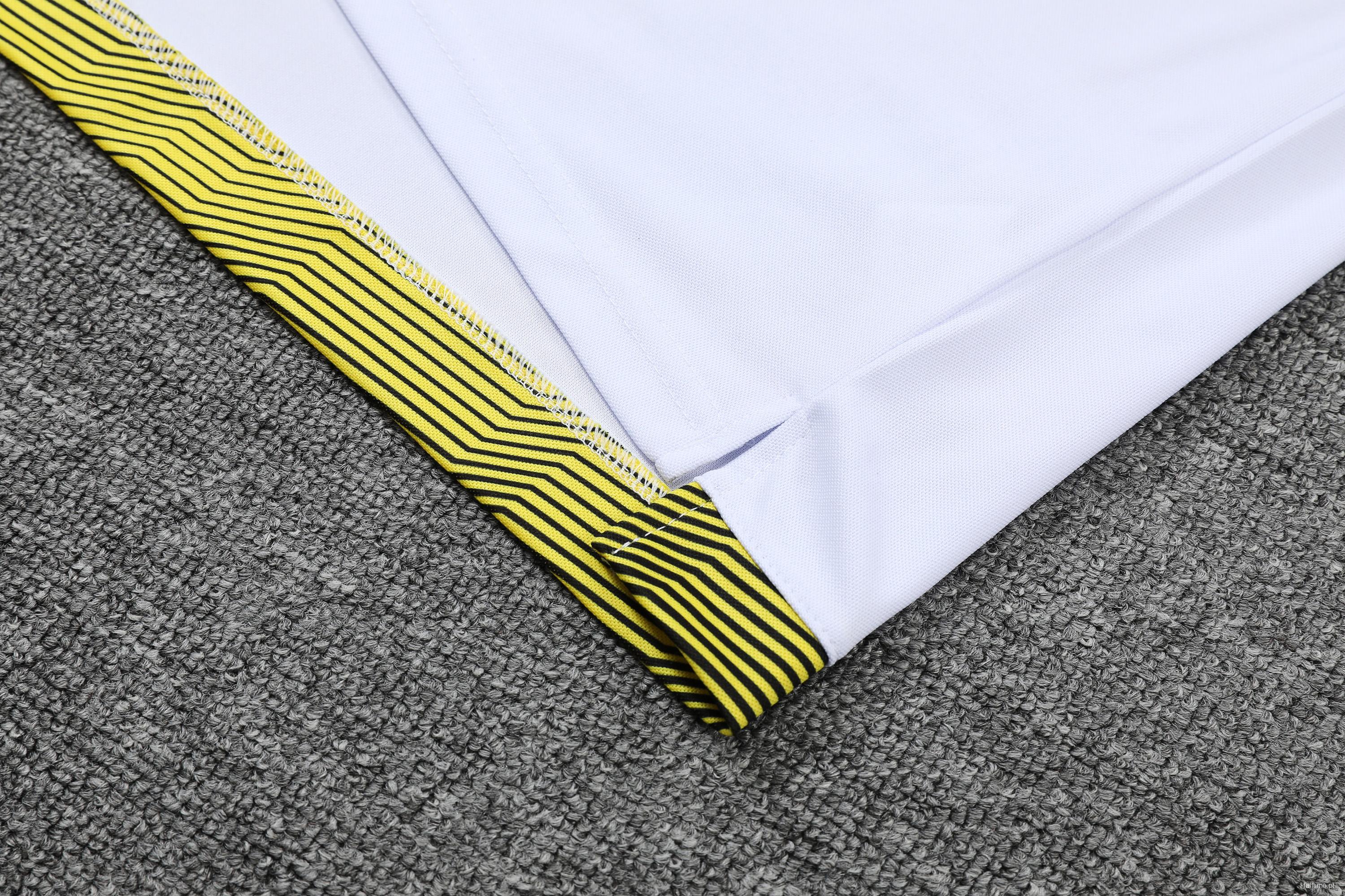 Borussia Dortmund POLO kit White (not supported to be sold separately)