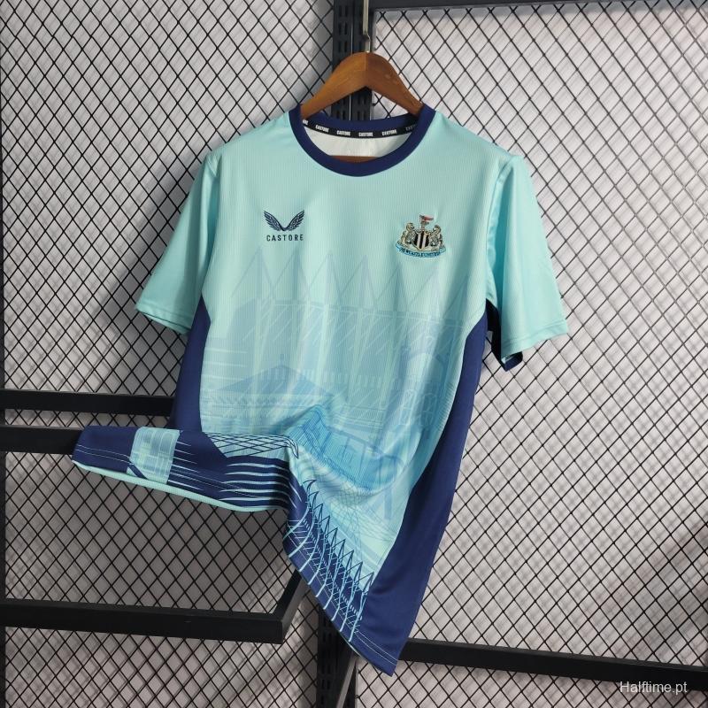 22/23 Newcastle United Pre-match Training Jersey