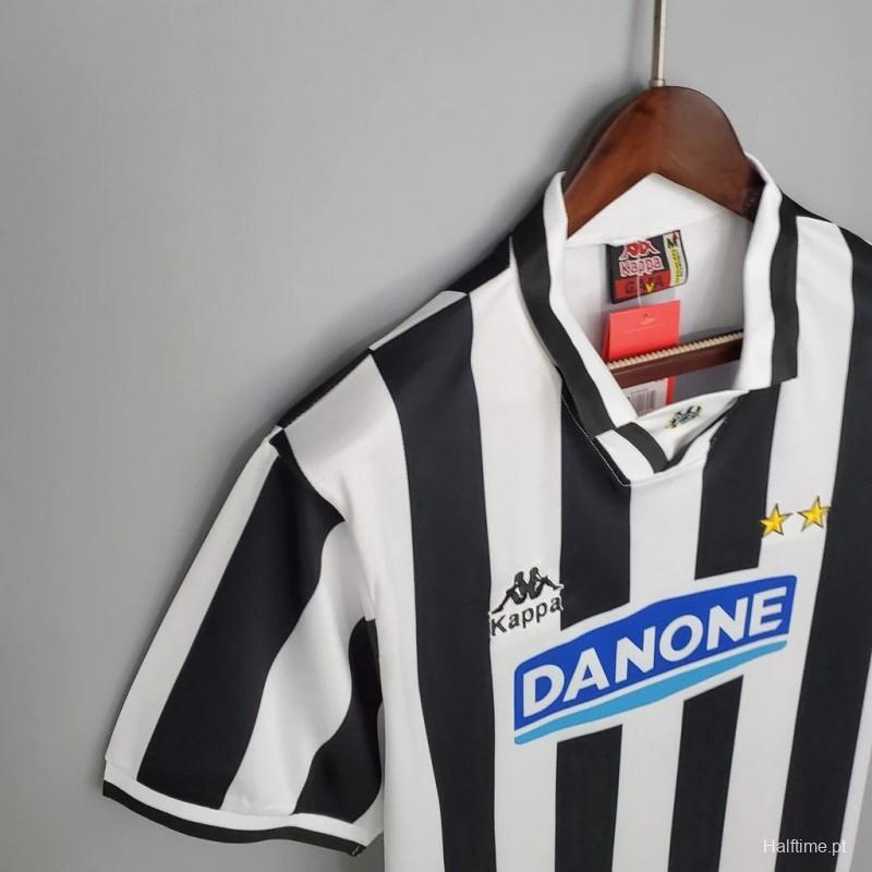 Retro 94/95 Juventus Home Jersey