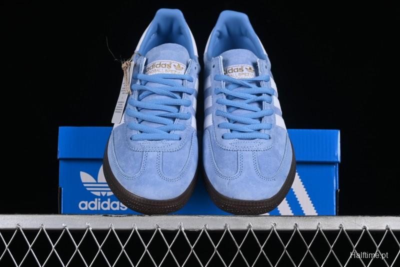 Adidas Handball Spezial Retro Casual Sneakers with Suede Upper and Gum Rubber Outsole - BD7632