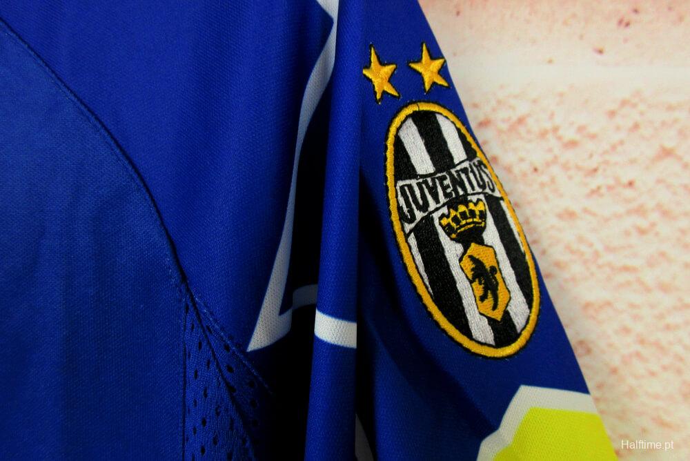 Retro 97/98 Juventus Third Blue Jersey